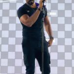 Khaled Selim Instagram - بجد من أسعد لحظات حياتي لما أكون وسط جمهور حلو كدة و مثقف و مذاكر و حافظ و متفاعل بالشكل الجميل دا .. كنت أتمنى أقعد معاكوا أكثر من كدة .. بس إن شاءالله الجايات أكثر.. شكر كبير للهيئة العامة للترفيه بالمملكة العربية السعودية .. و أكيد ل #بنش_مارك و #عمو_زكي على الحفلات العظيمة دي .. و الشكر الأكبر لمعالي المستشار #تركي_آل_شيخ على الفرصة الرائعة دي إني أقابل جمهور #جدة إلى لقاء قريب إن شاءالله