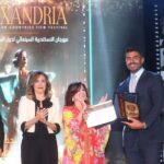 Khaled Selim Instagram - تشرفت امس بتكريمي في حفل ختام مهرجان الإسكندرية السينمائي التاسع و الثلاثون ..