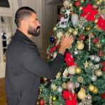 Khaled Selim Instagram - I wish a merry Christmas.. and a Happy ,Peaceful, Lovely NewYear