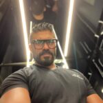 Khaled Selim Instagram - كل عام و انتم بخير بمناسبة حلول عيد الاضحى المبارك .. اعاده الله علينا و عليكم بكل الخير و السعادة و الصحة .. #عيدالأضحى #singer #actor #model #happy #celebration #celebrity