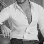 Khaled Selim Instagram - نغزة في قلبنا مش بتروح 💔 Available Now On YouTube Link in the Bio 👆🏻 #خالد_سليم #واحشاني