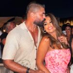 Khaled Selim Instagram - Happy birthday to the one .. happy birthday my everything .. love you .. my best thing ever happened to me كل سنة و انتي طيبة يا روح قلبي .. و بصحة و سعادة و رزق.. يا وش الخير .. يا أم بناتي 😍😍😍🥰🥰🥰
