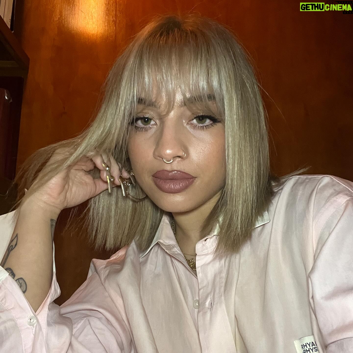 Kiana Ledé - 3 Likes - Daddy.
