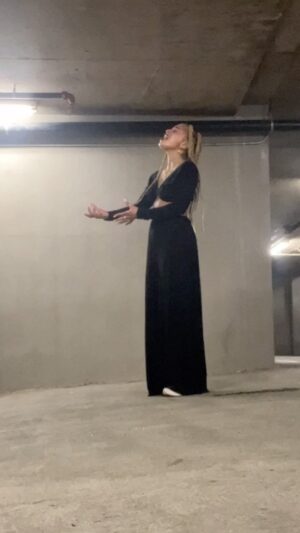 Kiana Ledé Instagram - If you didn’t make it to the show, here you go🖤