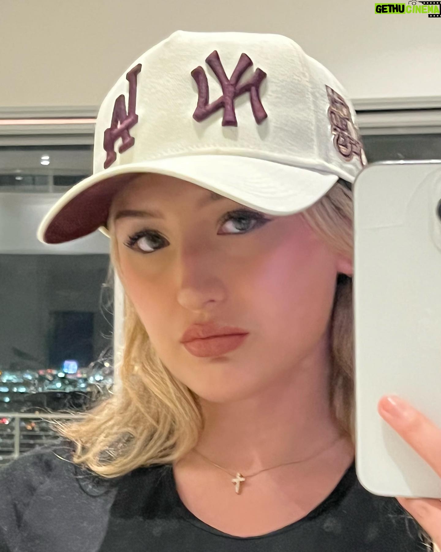 Kiera Bridget - 3 Likes - can we get some Ls in the chat ā¹ļøš¤Ŗš³