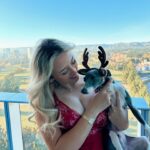Kiera Bridget Instagram – i got this reindeer for Christmas! it kind of looks like a rat though.. 🤨 what did you get?