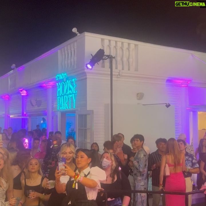 Kiera Bridget Instagram - 2 girls, 1 Caylus! VIDCON DUMP