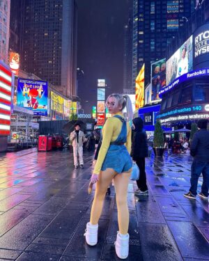 Kiera Bridget Instagram - WHERE GRU AT THO?
