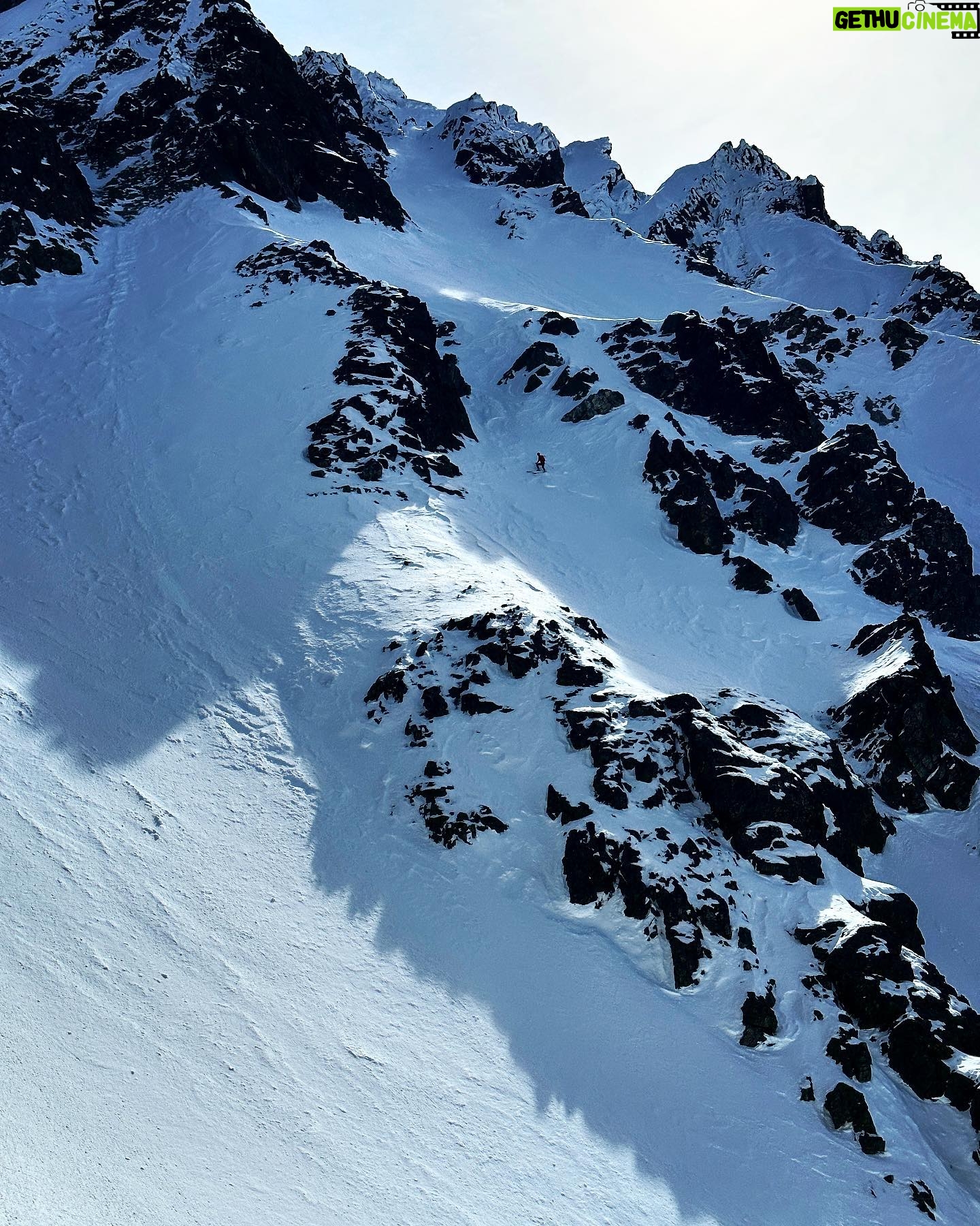 Kilian Jornet Instagram - Last week(s) in Romsdal have been amazing. All the sun we didn’t have during the past winter, probably whole past year, have decided to finally show up. And we took advantage of it. Great trainings and activities for what’s coming!