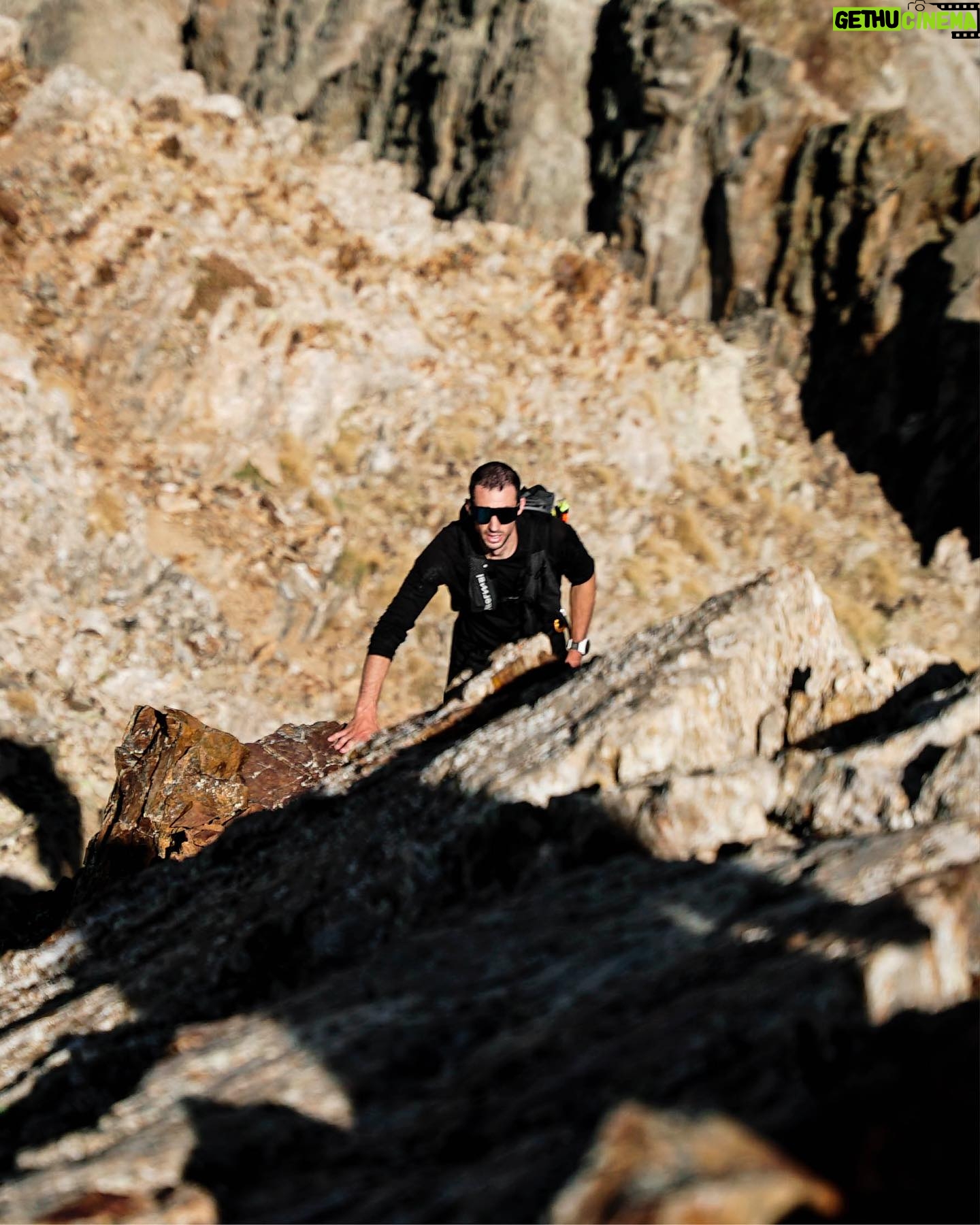Kilian Jornet - 137.7K Likes - One of the most difficult things I've ever done.
(Re)discovering the peaks where I grew up took me eight days, 177 peaks and more than 40.000 meters of elevation gain.
From Frondiella to Pica d'Estats, I've enjoyed every step and collected memories for a lifetime.
You'll get more details on this adventure soon on nnormal.com
📷 @_avisuals
📹 @joelbadiavisuals