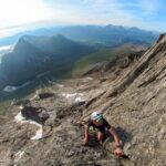 Kilian Jornet Instagram - Well, when folks in Romsdal do partying on Saturday midnight it looks like that… Fun to see @tomerikheimen and his mates flying by while we scramble up with @colinthornton1 and @jonalbon