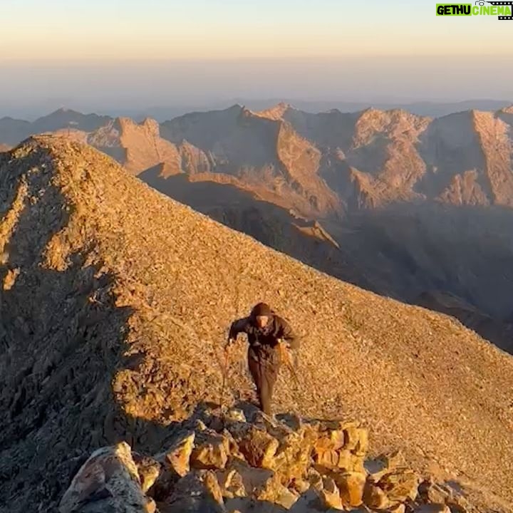 Kilian Jornet - 137.7K Likes - One of the most difficult things I've ever done.
(Re)discovering the peaks where I grew up took me eight days, 177 peaks and more than 40.000 meters of elevation gain.
From Frondiella to Pica d'Estats, I've enjoyed every step and collected memories for a lifetime.
You'll get more details on this adventure soon on nnormal.com
📷 @_avisuals
📹 @joelbadiavisuals