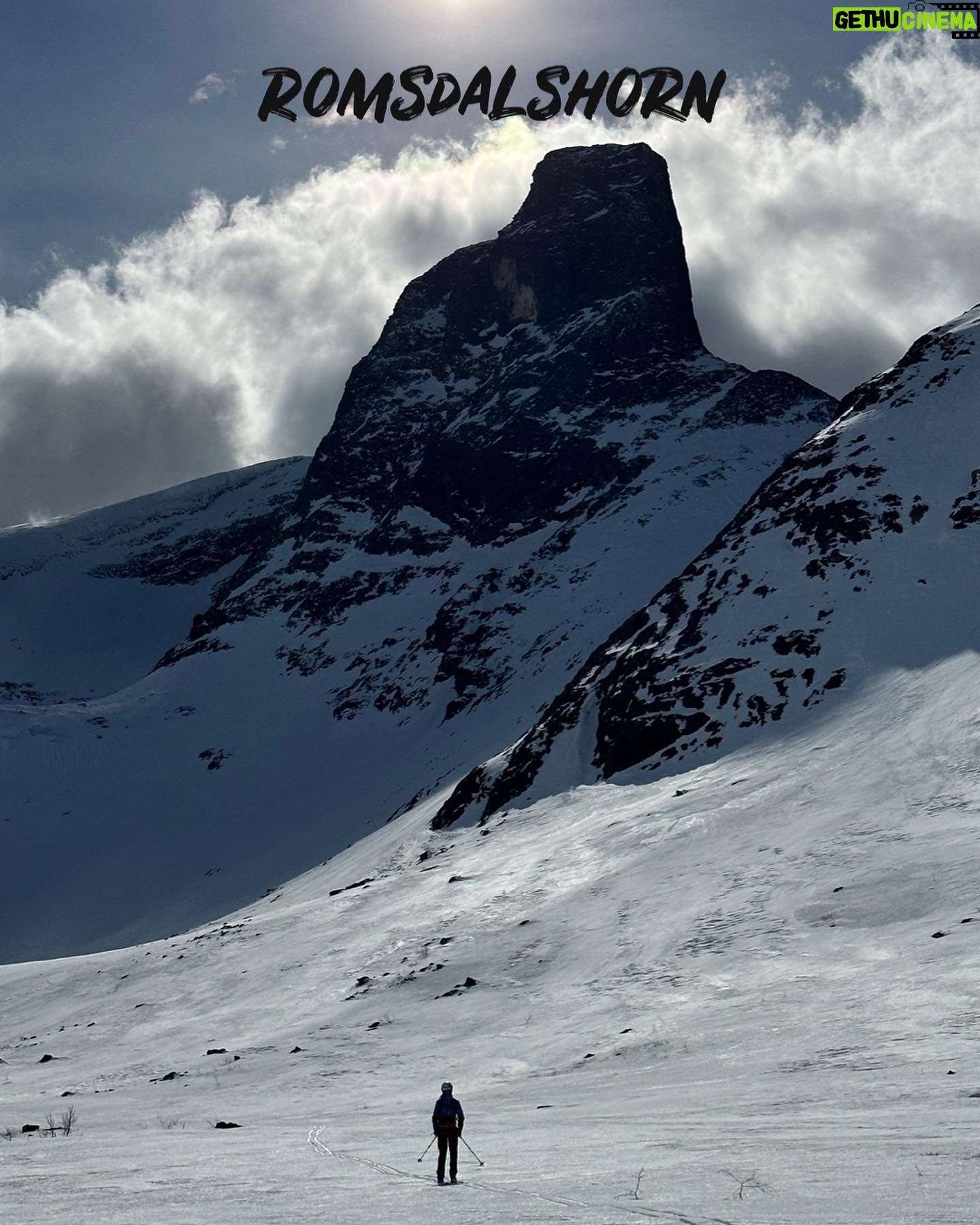 Kilian Jornet Instagram - Last week I completed a long time project, after 3 attempts in the past 6 years. What I like the most of this one is the balance between physical, technical and cognitive requirements needed to link the different summits. If you want to know more about this crossing and specially the decision making and safety management of it, check the article in my bio link. 📷 @petter_engdahl (1,2) @haakonlundkvist (5)