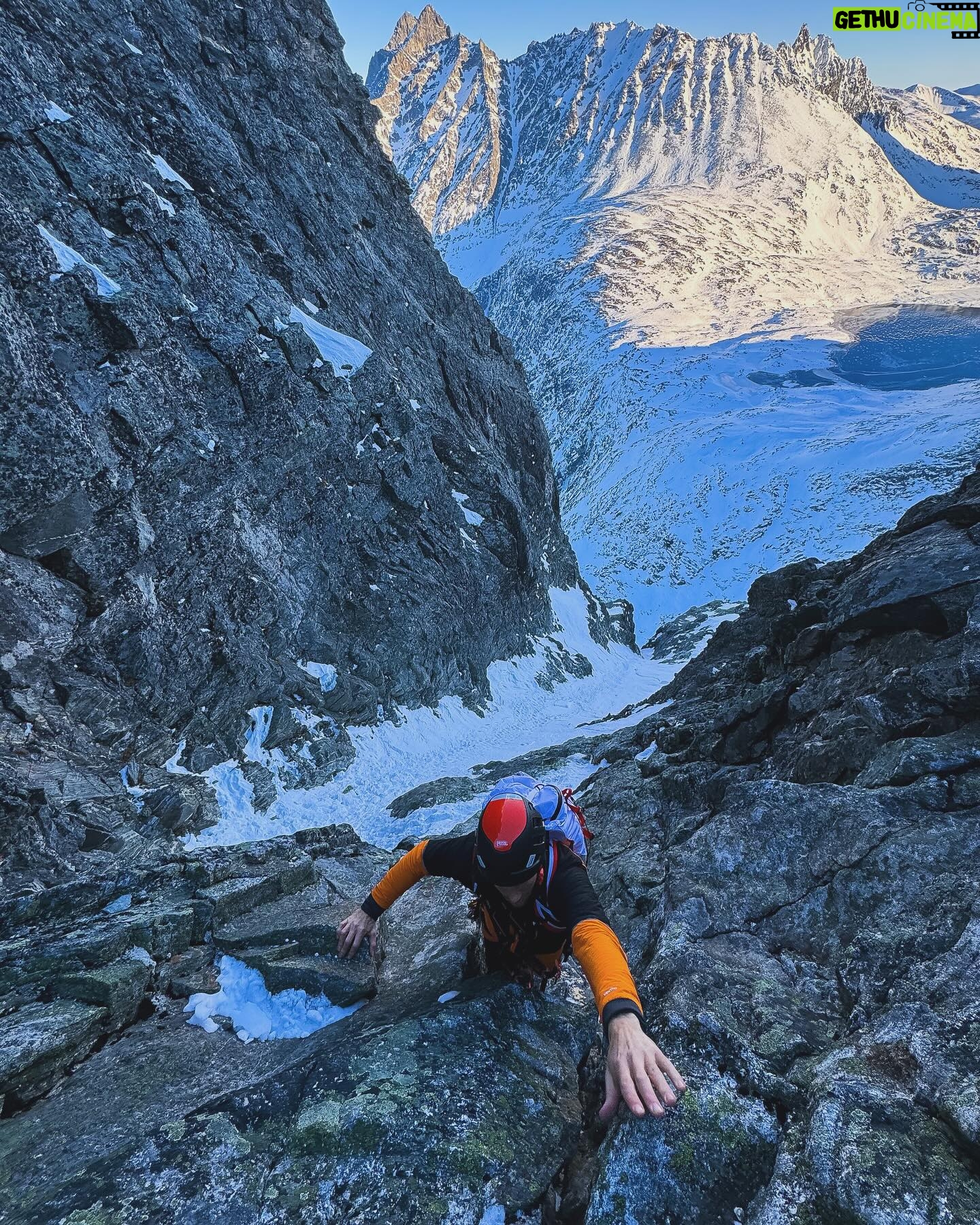 Kilian Jornet Instagram - Water is best when frozen.