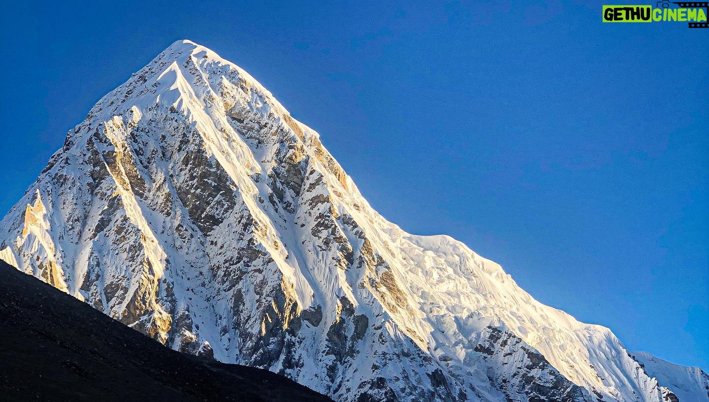Kilian Jornet Instagram - It’s been 10 years since my first time I was in Nepal, and during this short period I’ve witnessed how the mountains have changed, how glaciers decreased and natural hazards increased. How weather is less predictable and extreme weather is more common. During my conversation with @_icimod scientists Amina Maharjan and Jakob Steiner I learned how the Himalayan mountains are changing in their biodiversity, hydrology, and how this is affecting on the lives of the people living there, to the tourism and more. Listen to the full conversation in your podcast platform or in the link in the bio. For more on ICIMOD head to www.icimod.org And to learn more visit www.athleteclimateacademy.com