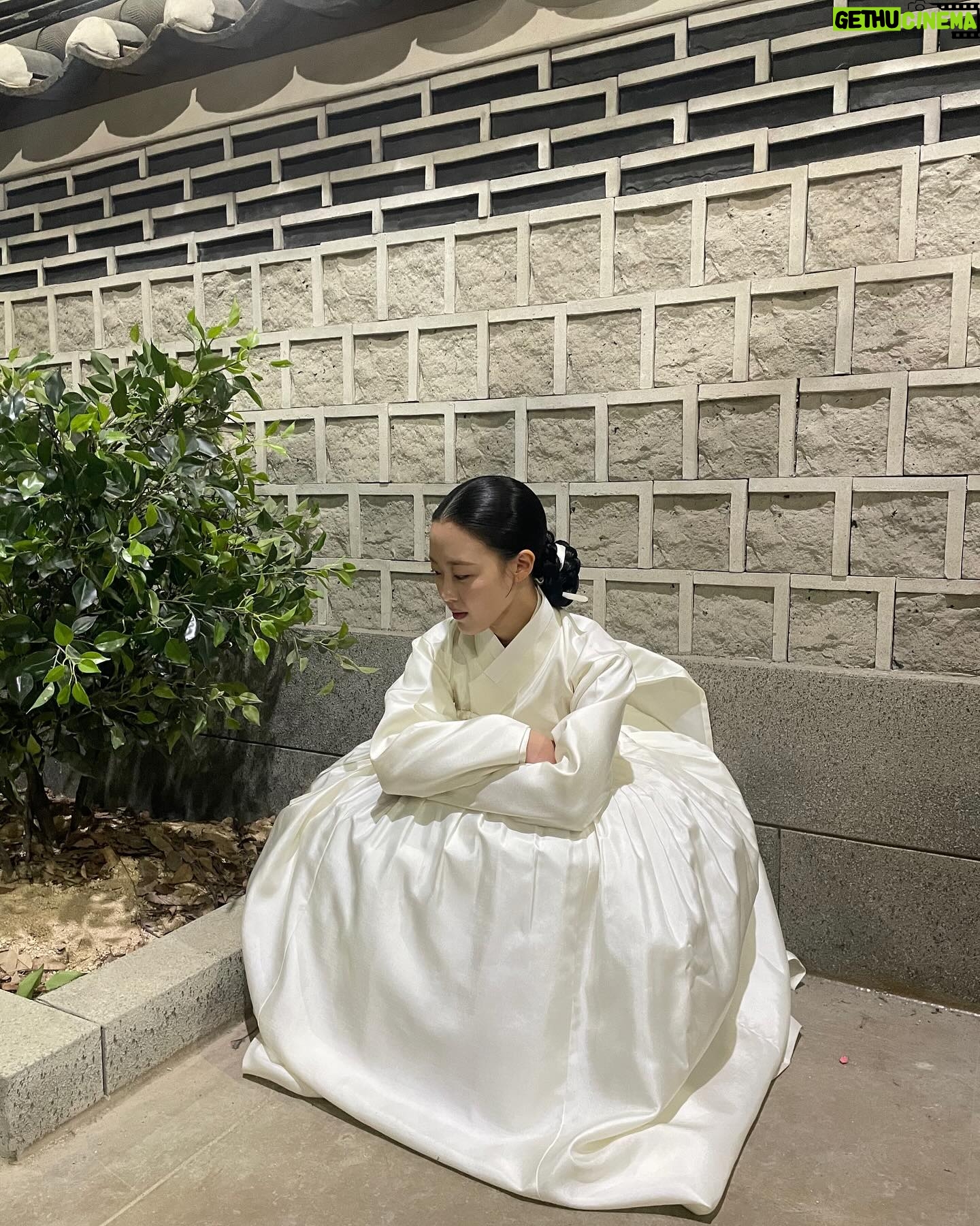 Kim Bo-yoon Instagram - 그동안 을 시청해주셔서 감사합니다🙇🏻♀️ #TVN #세작매혹된자들
