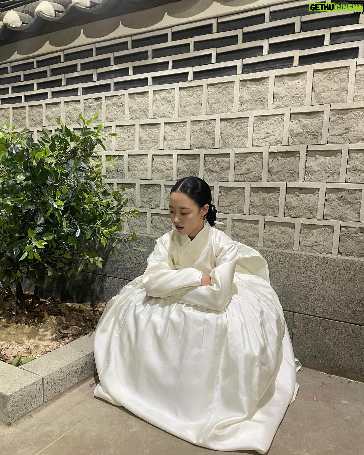 Kim Bo-yoon Instagram - 그동안 을 시청해주셔서 감사합니다🙇🏻♀️ #TVN #세작매혹된자들