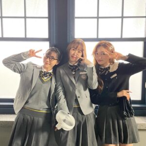 Kim Bo-yoon Instagram - 안나라 수나라 아니고,
안나라 수마라 아니고,
안나라.. 그거.. 아니고,
안나라 '수마나라' 랍니다🎡🪄
#netflix #thesoundofmagic #안나라수마나라