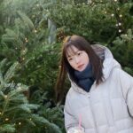 Kim Bo-yoon Instagram – 겨울 산책 좋아🎄