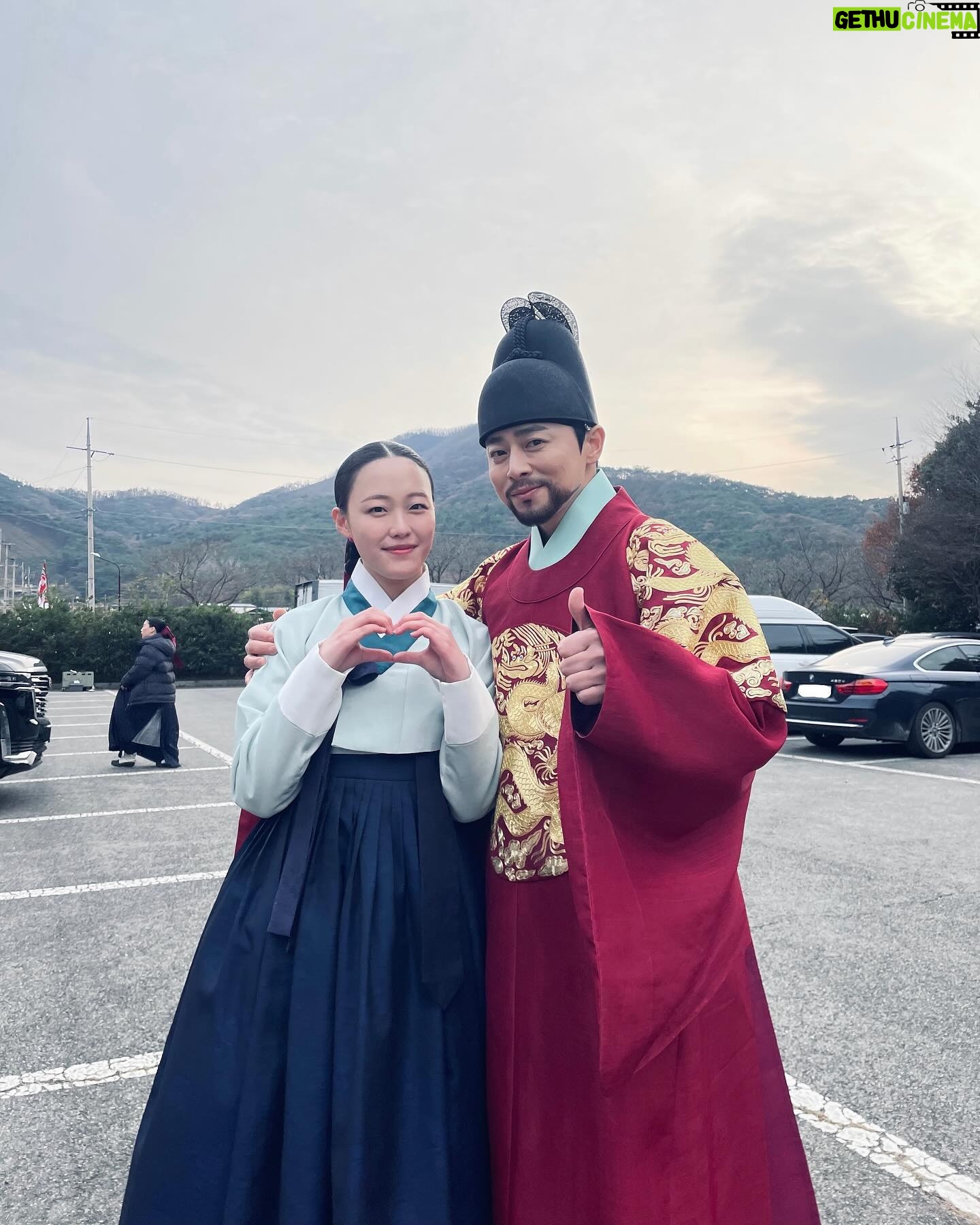 Kim Bo-yoon Instagram - 이땐 분영이였어요 ... 🙇🏻♀️ #TVN #세작매혹된자들