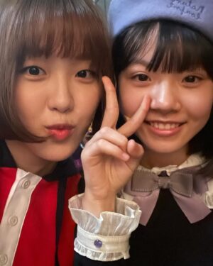 Kim Bo-yoon Instagram - 귀여운 유이랑🎼🎤
#netflix #thesoundofmagic #안나라수마나라