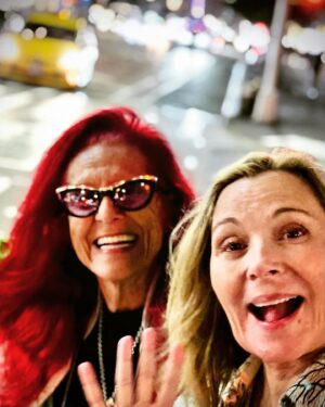 Kim Cattrall Instagram - Celebrating tonight with the amazing @patriciafield