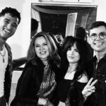 Kim Cattrall Instagram – Between takes with our #queerasfolk family @juliettelewis @thedevinway @ryanoconn @notstephendunn @peacocktv