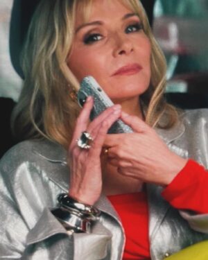 Kim Cattrall Instagram - Don’t interrupt me! It’s international women’s day…

#internationalwomensday