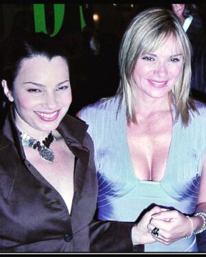 Kim Cattrall Instagram - We stand in solidarity…✊🏻
@sagaftra @officialfrandrescher