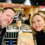 Kim Cattrall Instagram - #Datenight at @cafecarlyle watching @candacebushnell hilarious one woman show! ❤️💋