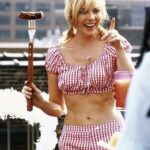 Kim Cattrall Instagram - Happy 4th from me and this gal. @silvercup_studios