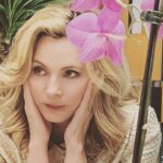 Kim Cattrall Instagram – Candid orchids ..💋
#glamorous