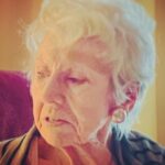 Kim Cattrall Instagram – #mothersday Beautiful and ‘all there’ at 92.