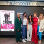 Kim Cattrall Instagram - Last night a good time was had by all at the @92ndstreety celebrating #SwipingAmerica - a new & beautiful, touching romcom documentary. Congrats @thestevewarren @johnnieinstagram 💋❤️🥂 @streamonmax 📸: Vlad Kolesnikov/MICHAEL PRIEST Photography