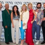 Kim Cattrall Instagram - Last night a good time was had by all at the @92ndstreety celebrating #SwipingAmerica - a new & beautiful, touching romcom documentary. Congrats @thestevewarren @johnnieinstagram 💋❤️🥂 @streamonmax 📸: Vlad Kolesnikov/MICHAEL PRIEST Photography