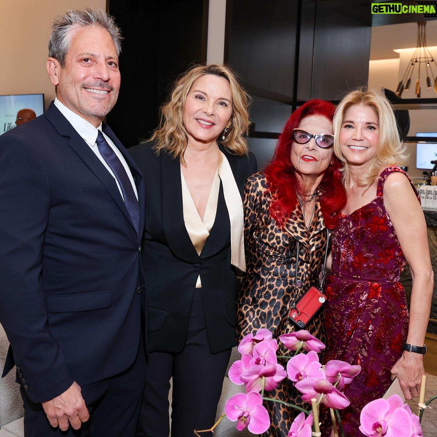 Kim Cattrall Instagram - Thank you @starmandarren @patriciafield @candacebushnell for 25 years of friendship and to @variety for getting us all together ! It was an honor to be included in the #powerofwomen issue.