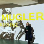 Kim Cattrall Instagram – Check out the @manfredthierrymugler exhibit @brooklynmuseum #thierrymugler 
 💋