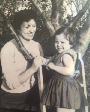 Kim Cattrall Instagram - Shane Cattrall 1929 - 2022 
Rest in peace Mum ❤️