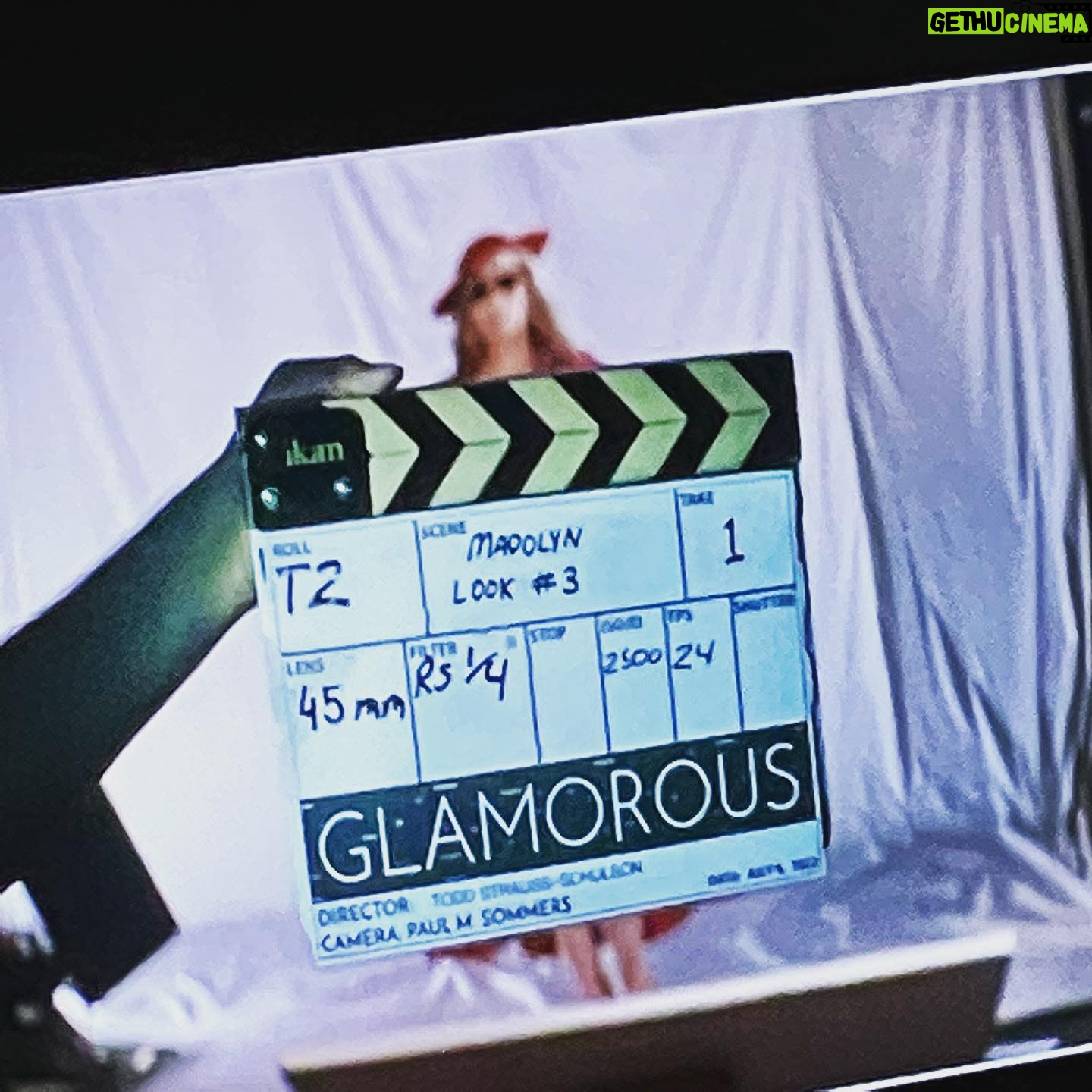 Kim Cattrall Instagram - So, it begins.. #glamorous @netflix @patriciafield @nancygould_ @fasterthanparis @maryannmarchetti @wildergram