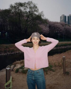 Kim Da-som Instagram - 🌸✨