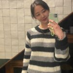 Kim Da-som Instagram - 산책 좋아하고 과일 엄청 좋아하는애😀 말 많아서 같이 있으면 재밌을수도(?)