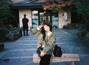 Kim Da-som Instagram - 작년 겨울 도쿄 필름 🩶📷