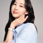 Kim Da-som Instagram - 마셔봐! 환하게 빛나는 배러 화이트 🩵🪽☀️