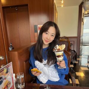 Kim Da-som Instagram - Tokyo! Tokyo!🤤🤪😊🤩🌃💘