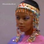 Kim Fields Instagram - Rare T sighting on here 😉 I don’t post a lot of my frfr past (which I am absolutely grateful for), bc I’m focused on what is and what is to come… and being put in a box is not an option. But this one caught me in my throat & spirit. It’s still so surreal how much she means, her unintentional impact, her journey (like from this ep when child porn/prostitution was beyond taboo for a tv show to tackle). Everyday my mind is truly blown by how she is regarded. That is only bc of you. Thank you. And, thank you for journeying on w/me and all the characters since/now/coming. STILL. SO. SURREAL. 🙌🏽♥️ KF ✨⚡️✨ #surreal #factsoflife #childstar #blessedlife #sundayvibes #sundaythoughts