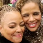 Kim Fields Instagram - 🗣️S/O to the magnificent Yvette Bowser, trailblazing writer / Exec Producer who created Living Single who rec’d a lifetime achievement award from the Writer’s Guild ✨👏🏽👏🏽👏🏽✨ #livingsingle @theyvetteleebowser @erikaalexanderthegreat @officialtccarson @kimcoles @queenlatifah #johnhenton #friyay #wcw #tbt #aboutlastnight