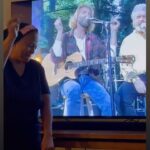 Kim Fields Instagram - MichaelMcDonaldMondayByKF FALL EDITION! Groove with us! I LOVE this version and since its from @thekennyloggins Redwoods concert, can’t think of mo betta Fall Vibes ! Enjoy! @michaelmcdonaldofficial I do not own the rights to this song nor this video; no copyright infringement 🍁🍁🎶🎶🍁🍁 #music #fall #yachtrock #whatafoolbelieves #michaelmcdonaldmondaybykf