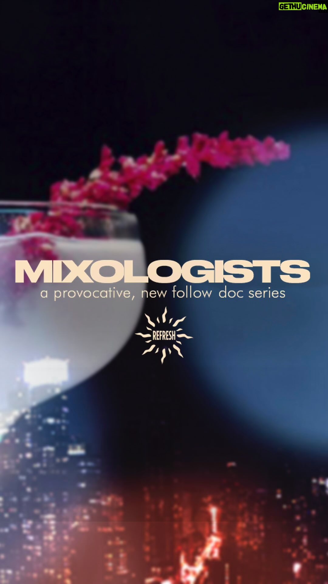Kim Fields Instagram - Exclusive First Look! MIXOLOGISTS A provocative, new follow doc series, exploring the intrigue, the sexy, the creative & the hustle of the lives of bartenders from around the globe. Stay tuned… 🍸🥃🍹🥂🍻🧉🍷 Make sure to subscribe and turn on notifications for REFRESH on YouTube: www.youtube.com/@ChannelREFRESH #Mixology #bartending #cocktails #youtube #newyork #mixologists #bartenders #kimfields #reels #refresh #lifestyle