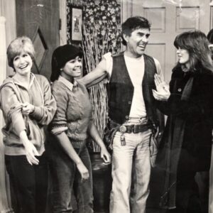 Kim Fields Instagram - what in the 80s twilight zone madness is THIS??? Its a Fact of Life, take things One Day At A Time… see what I did there 😉 That moment I dropped in on their set. someday I’ll you how this happened…. 📺

#tv #wbw #factsoflife #onedayatatime @thenormanlear #comedy #the80s #classictv