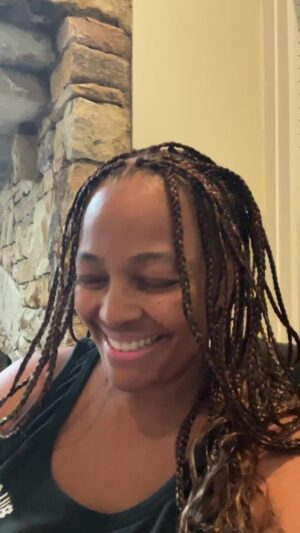 Kim Fields Instagram - THANK YOU FOR EVERYTHING!!
Unscheduled Unfiltered Un’erythang BUT DEEP FELT GRATITUDE TO YOU!!!! I see you. I hear you. Your praise is humbly appreciated. 🥰🙌🏽👊🏽🥂 
#gratitude #thankyou